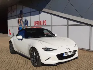 Mazda MX-5 (Miata) 2.0 Skyfreedom i-ELOOP 2018