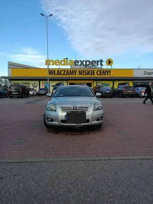 Toyota Avensis II 2.2 D-4D Sol 2006