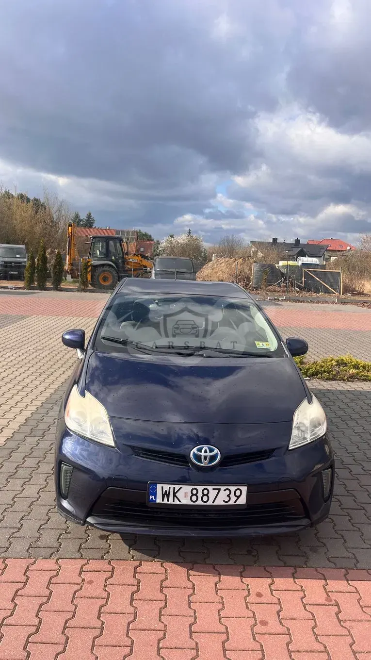 Toyota Prius III (Hybrid) 2014