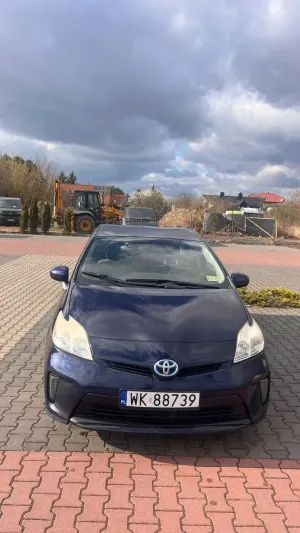 Toyota Prius III (Hybrid) 2014