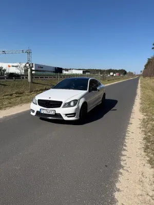 Mercedes-Benz C W204 2011