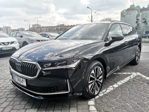 Skoda Superb VI 2.0 TSI DSG 4x4 Selection 2025