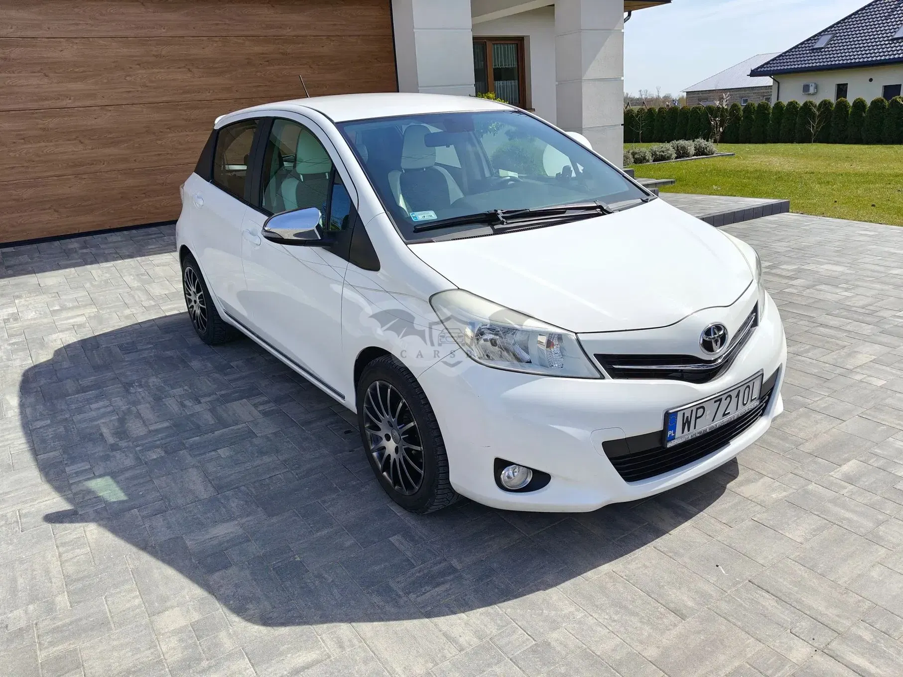 Toyota Yaris III 1.33 Trend 2013