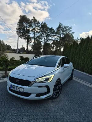 DS DS5 2015
