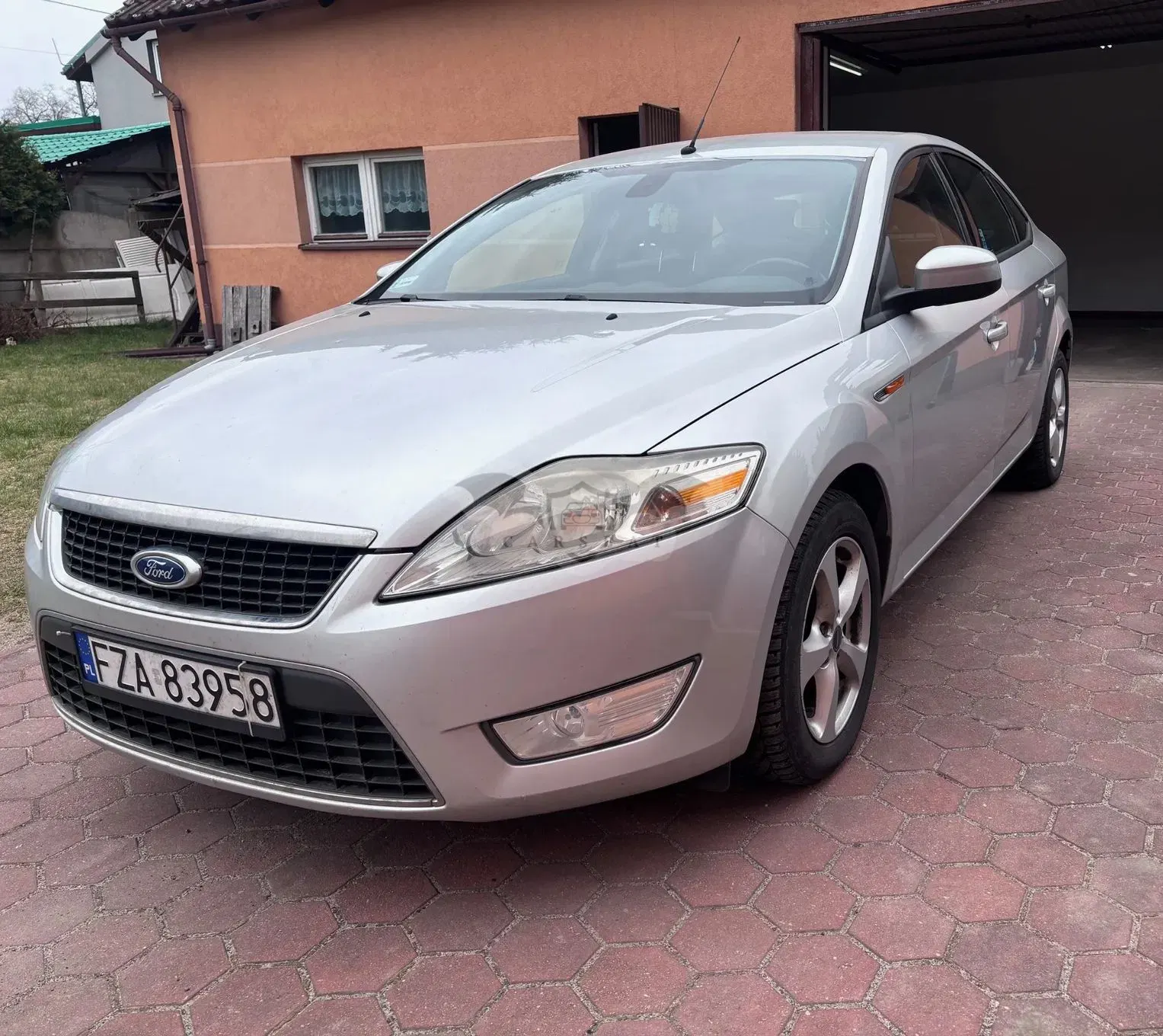 Ford Mondeo Mk4 2.0 TDCi Titanium 2010