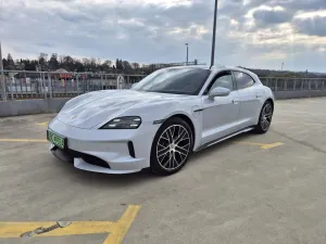 Porsche Taycan Sport Performancebatterie Plus 2025