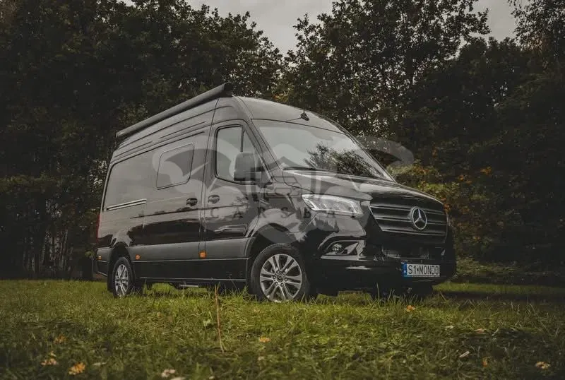 Mercedes-Benz Sprinter 2025
