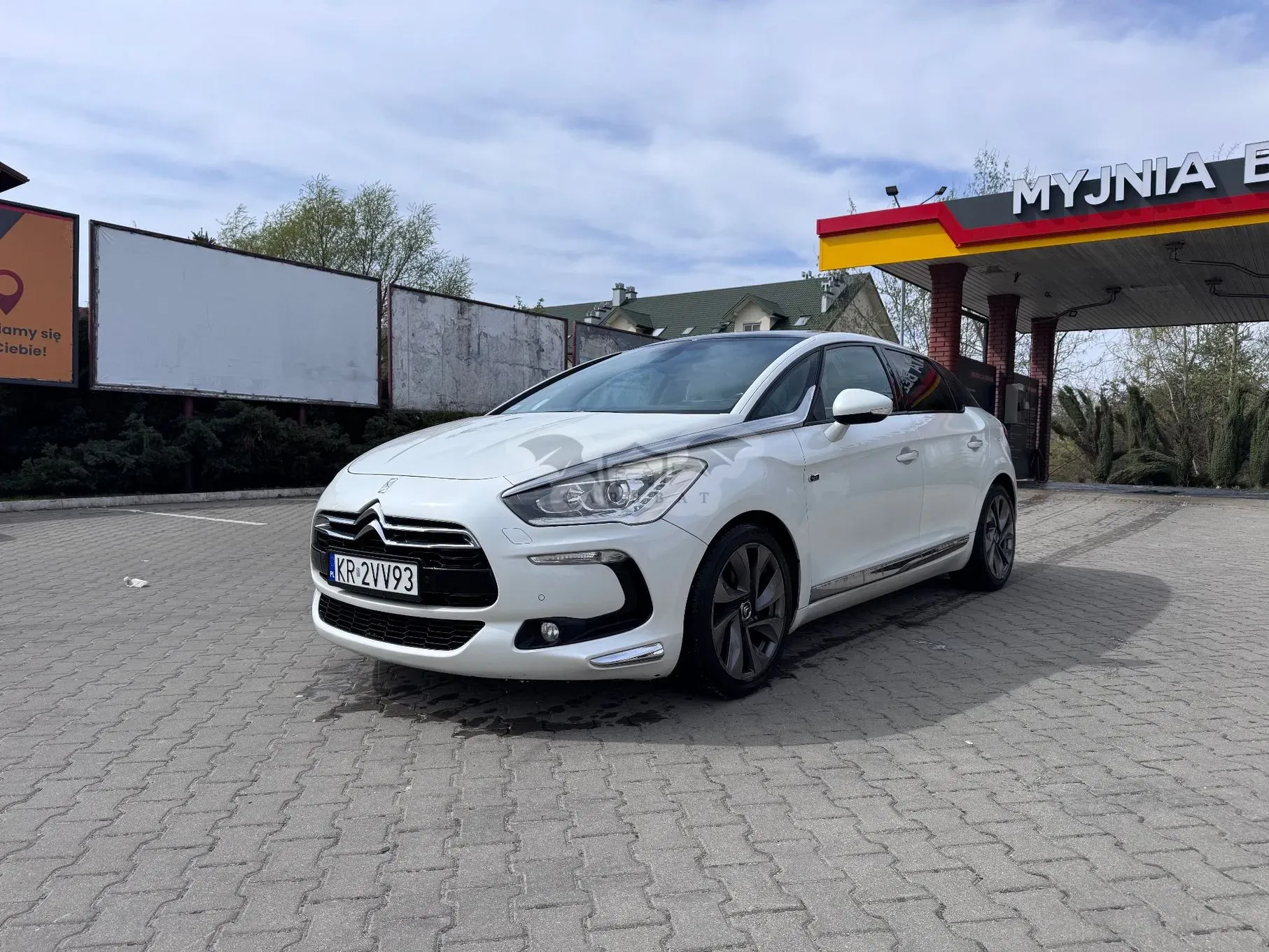 Citroën DS5 HDi 165 SportChic 2013