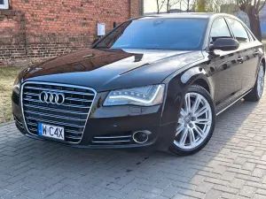 Audi A8 D4 2011