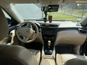 Nissan X-Trail III 1.6 DCi Tekna 2WD Xtronic 2017