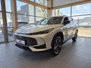 MG HS 2025