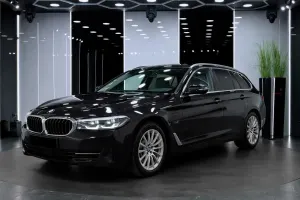 BMW 5 Series G30/G31 530e PHEV 2022