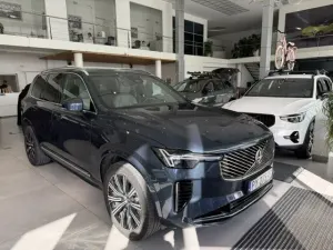 Volvo XC90 II B5 B AWD Ultra Bright 7os 2025