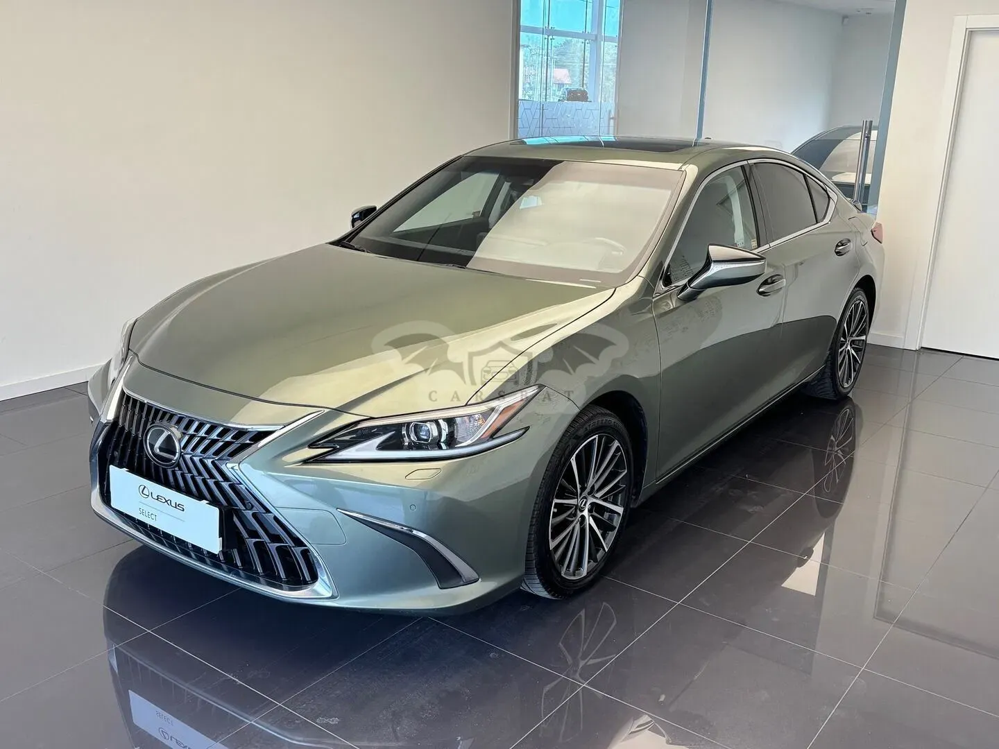 Lexus ES 300h Business Edition 2023