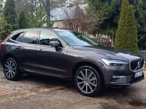 Volvo XC60 II D5 AWD Momentum 2022