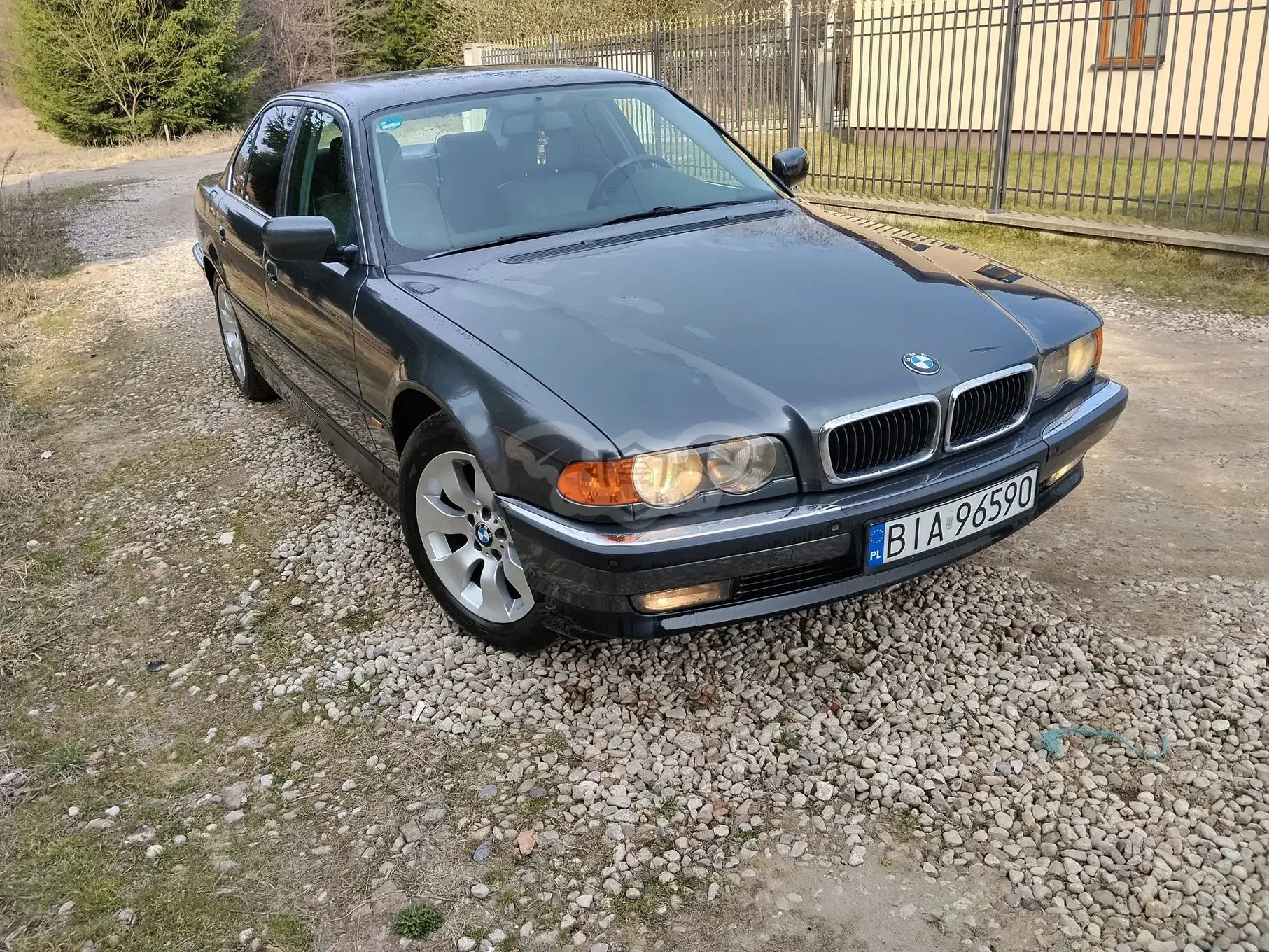 BMW 7 Series E38 2000