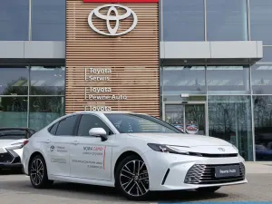 Toyota Camry 2025