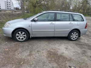 Toyota Corolla Seria E12 2.0 D-4D Sol 2003