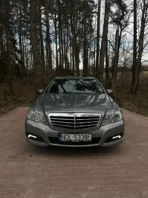 Mercedes-Benz E W212/W207 2009