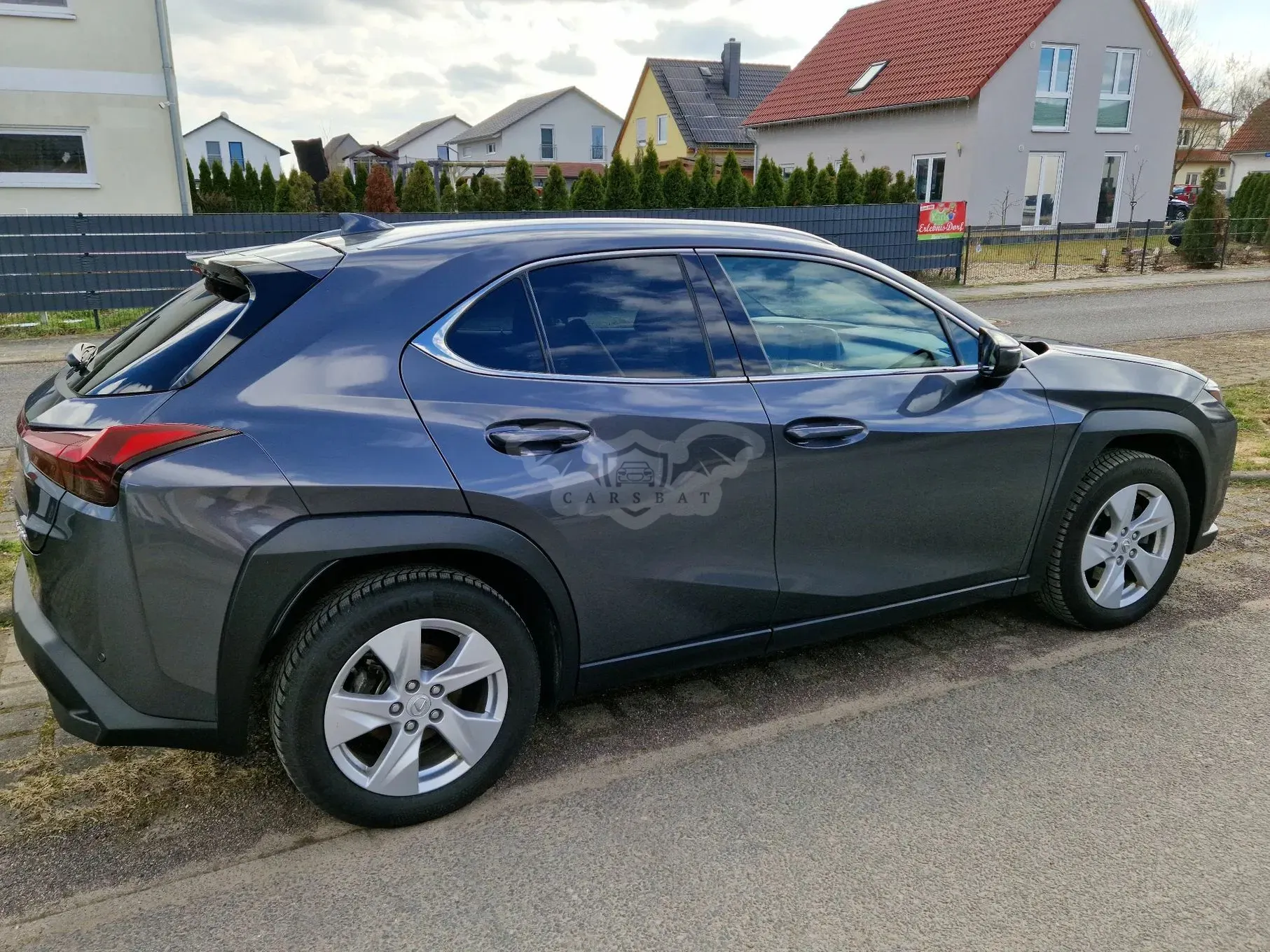 Lexus UX 2023