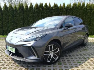 MG MG4 Luxury 64 kWh 2024