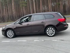 Opel Astra J 1.4 T Active 2013