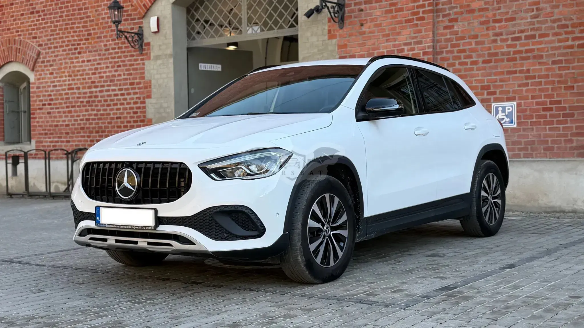 Mercedes-Benz GLA 200 Business Edition 2021