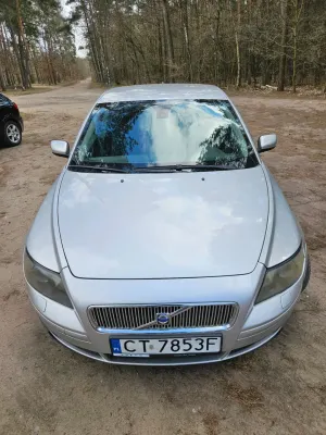 Volvo S40 II 2.0D DPF Momentum 2004