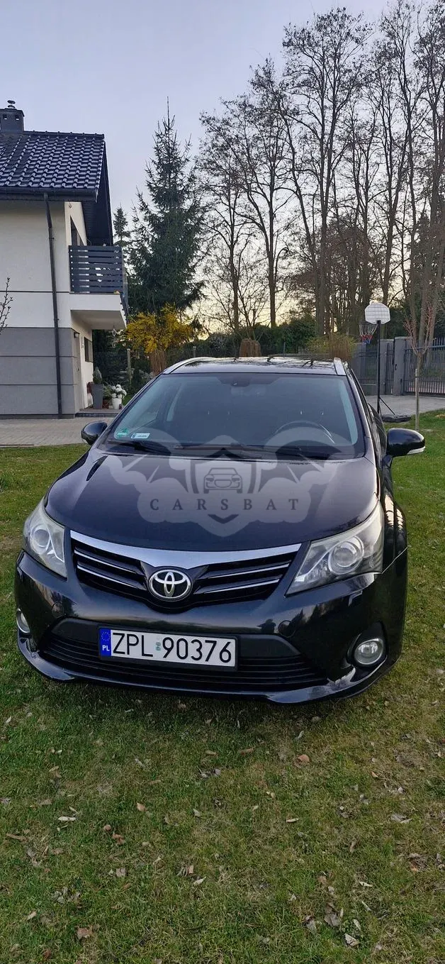 Toyota Avensis III 2.0 D-4D Active 2012