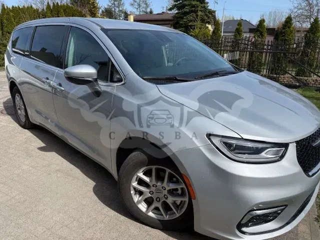 Chrysler Pacifica 2023
