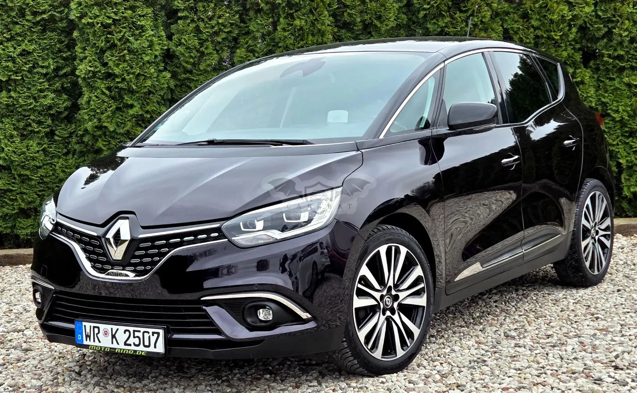 Renault Scenic IV ENERGY TCe 130 INITIALE PARIS 2017