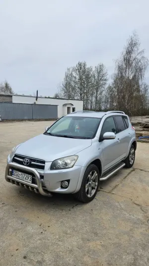 Toyota Rav4 III 2.2 D-CAT Premium 2009