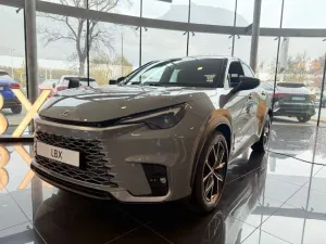 Lexus LBX 1.5 Hybrid Cool 2025