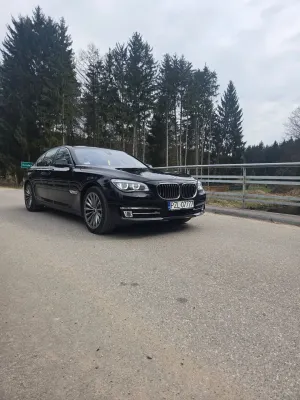BMW 7 Series F01 750d xDrive 2012
