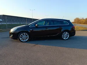 Opel Astra J (2009-2019) 1.4 Turbo ecoFLEX Start/Stop Fun 2012