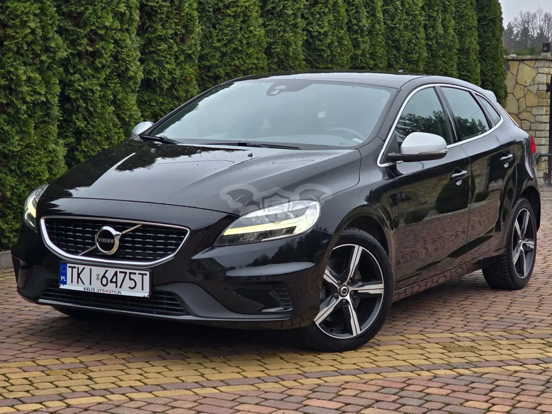 Volvo V40 II T4 Drive-E R-Design Momentum 2019