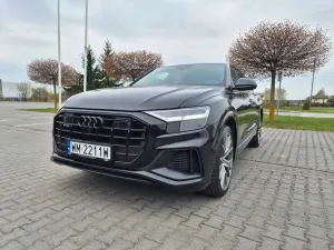 Audi Q8 2021
