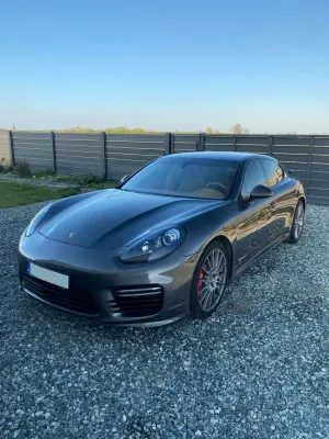 Porsche Panamera GTS 2014