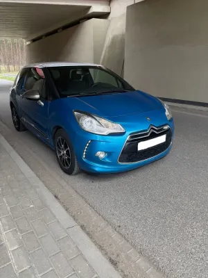 Citroën DS3 e-HDi 90 FAP SoChic 2012