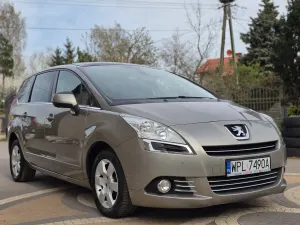 Peugeot 5008 I 2012