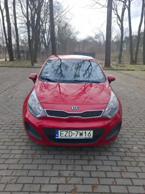 Kia Rio III 1.2 L 2012