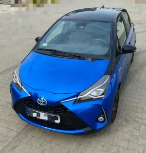 Toyota Yaris III Hybrid 100 Selection Passion 2018