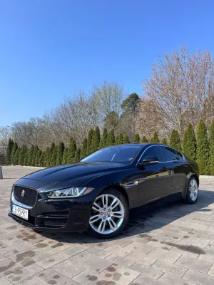 Jaguar XE 2.0 T Pure 2018
