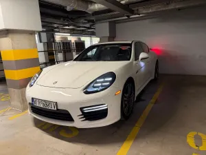 Porsche Panamera GTS PDK 2015