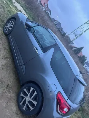 Citroën DS3 1.6 HDi SoChic 2011