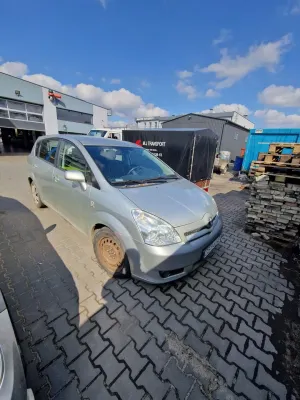 Toyota Corolla Verso 2.0 D-4D Prestige 7os 2005