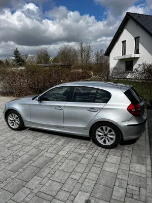 BMW 1 Series E81/E87 118d DPF 2009