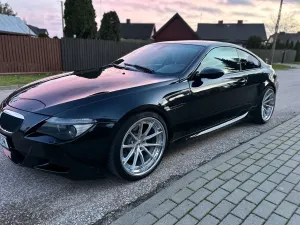BMW M6 2005