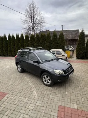 Toyota Rav4 III 2.2 D-4D Sol 2006