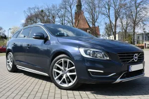 Volvo V60 I D6 AWD Plug-in Hybrid Summum 2013